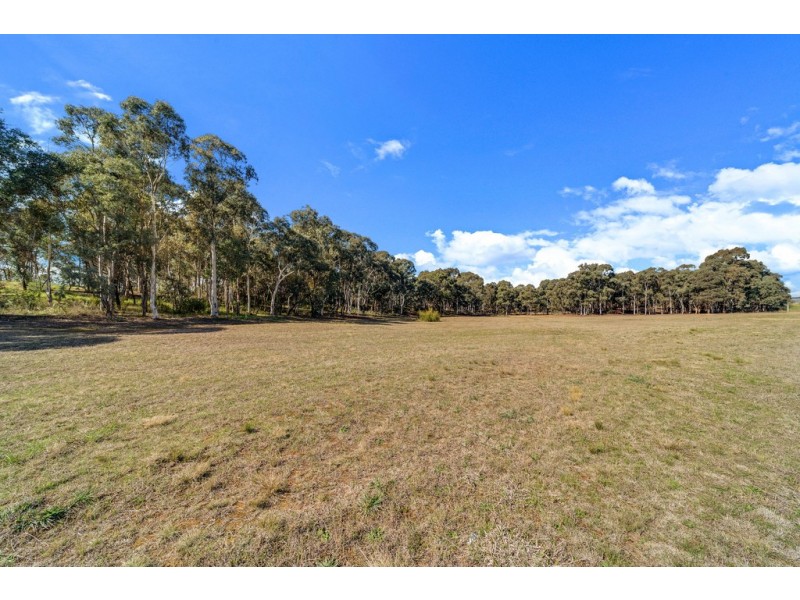 12 Lawrence Close, Macgregor ACT 2615