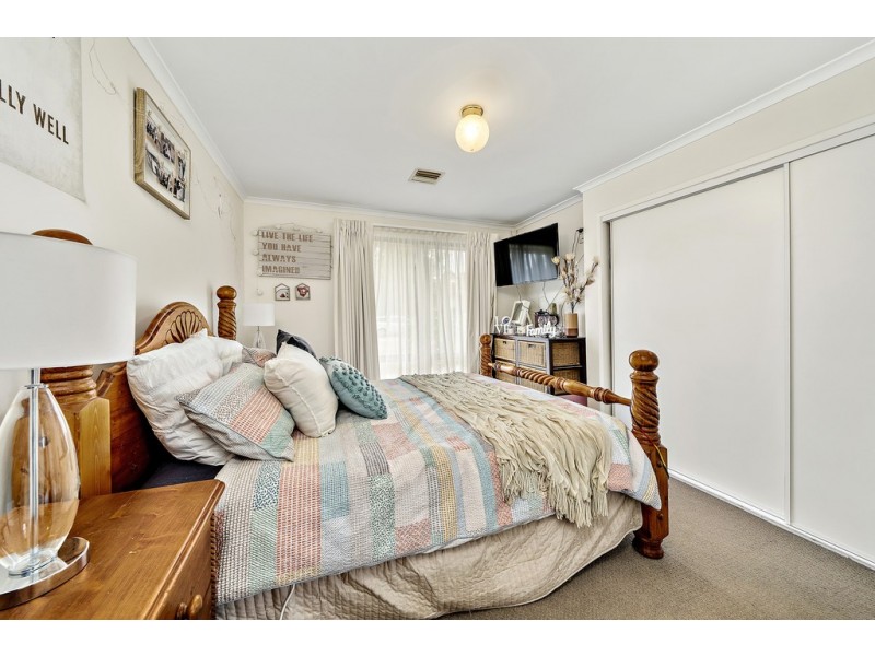 20 Evelyn Owen Crescent, Dunlop ACT 2615