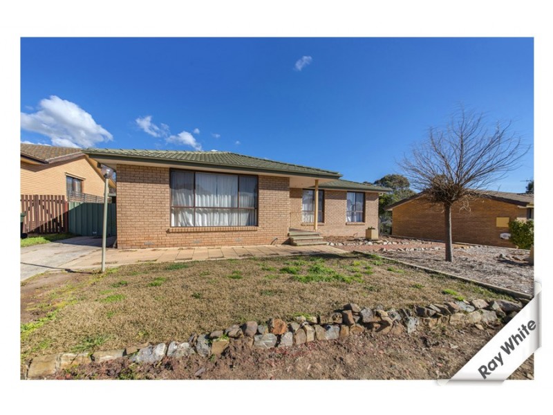 6 Arkell Place, Charnwood ACT 2615