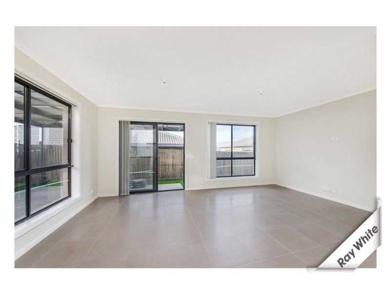 14 Dunk Street, Casey ACT 2913