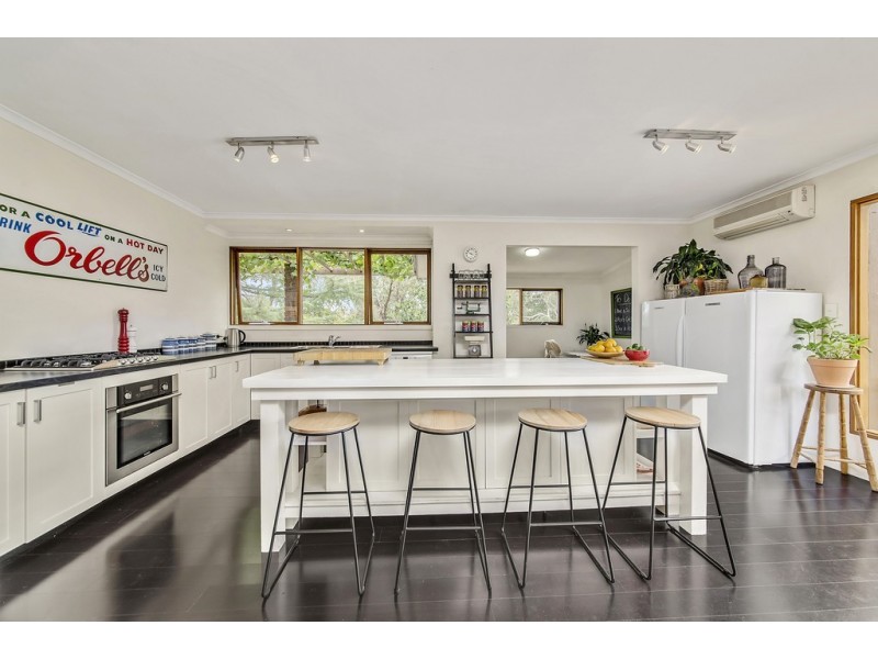 10 Fellows Street, Latham ACT 2615