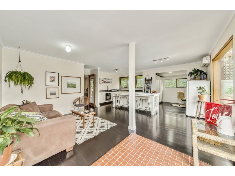 10 Fellows Street, Latham ACT 2615
