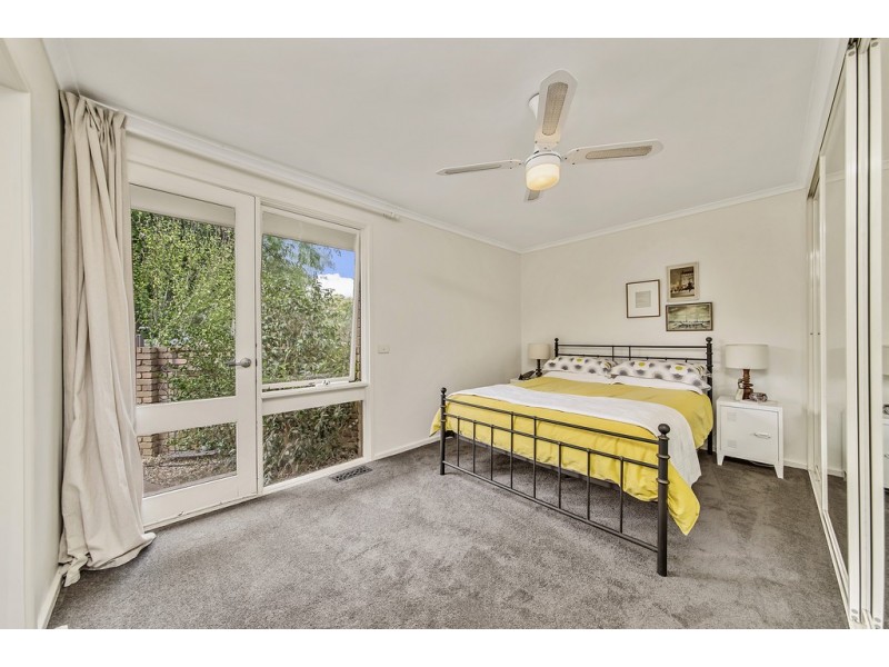 10 Fellows Street, Latham ACT 2615