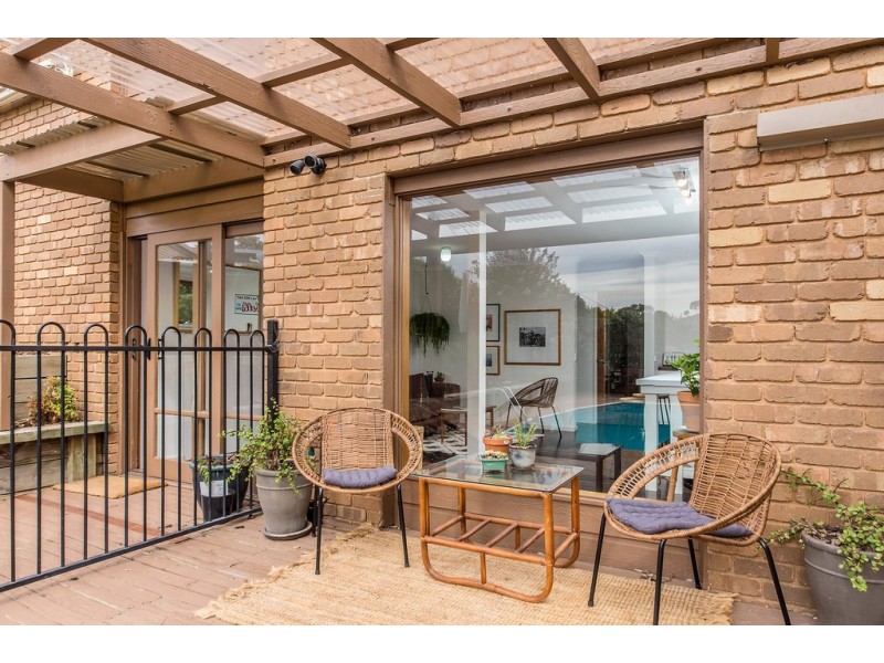10 Fellows Street, Latham ACT 2615