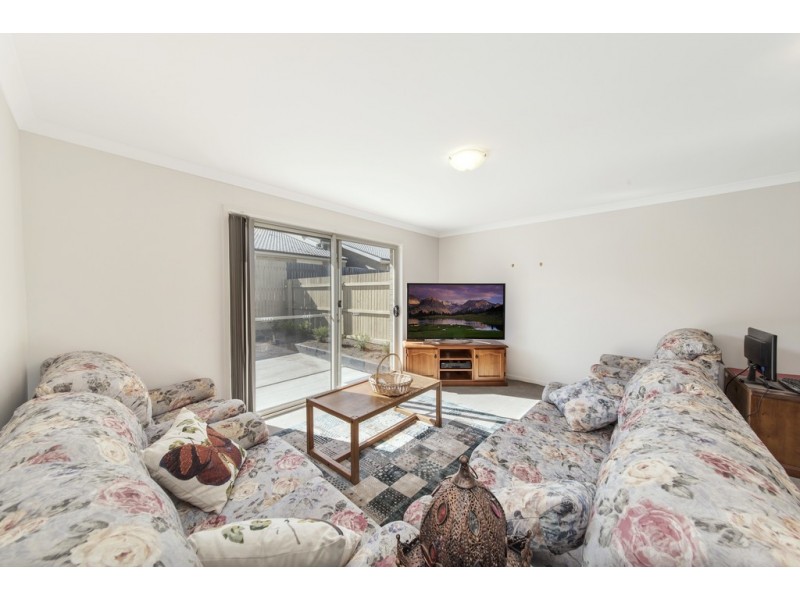 22/85 Macfarlane Burnet Avenue, Macgregor ACT 2615