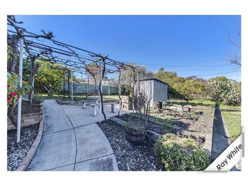 18 Pattinson Crescent, Flynn ACT 2615