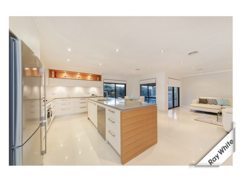 3 Leveque Street, Harrison ACT 2914