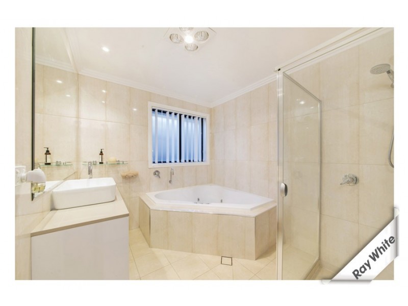 3 Leveque Street, Harrison ACT 2914