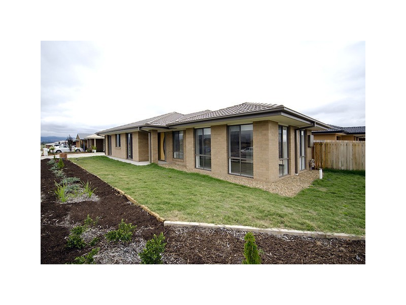 191 Macfarlane Burnet Avenue, Macgregor ACT 2615