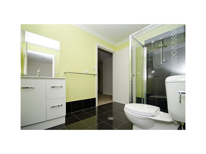 191 Macfarlane Burnet Avenue, Macgregor ACT 2615