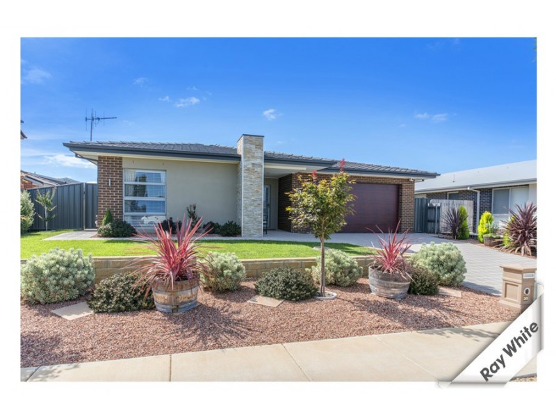 20 Albatross Cresent, Harrison ACT 2914