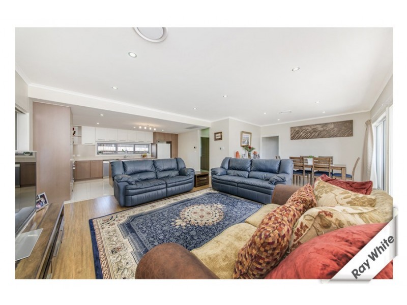 20 Albatross Cresent, Harrison ACT 2914