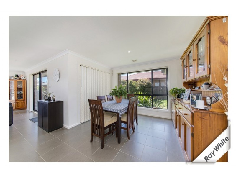 15 Ivy Kent Street, Forde ACT 2914