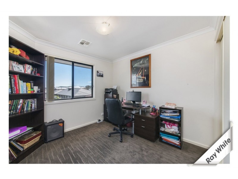 15 Ivy Kent Street, Forde ACT 2914