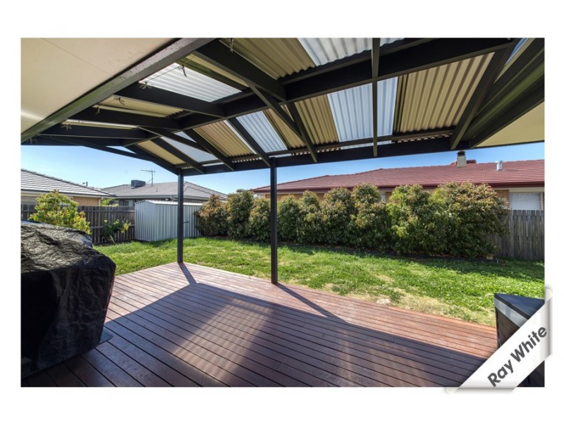15 Ivy Kent Street, Forde ACT 2914