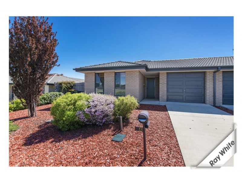 4 Eccles Circuit, Macgregor ACT 2615