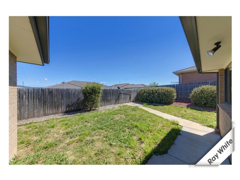 4 Eccles Circuit, Macgregor ACT 2615