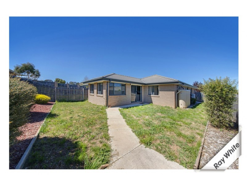 4 Eccles Circuit, Macgregor ACT 2615