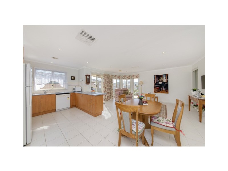 61 Shoobridge Circuit, Dunlop ACT 2615
