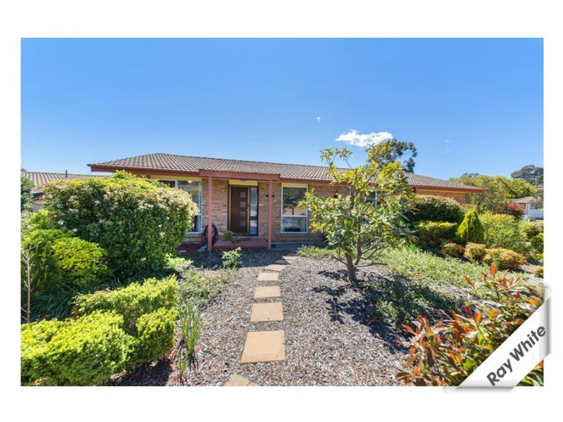 4 Inglis Place, Latham ACT 2615