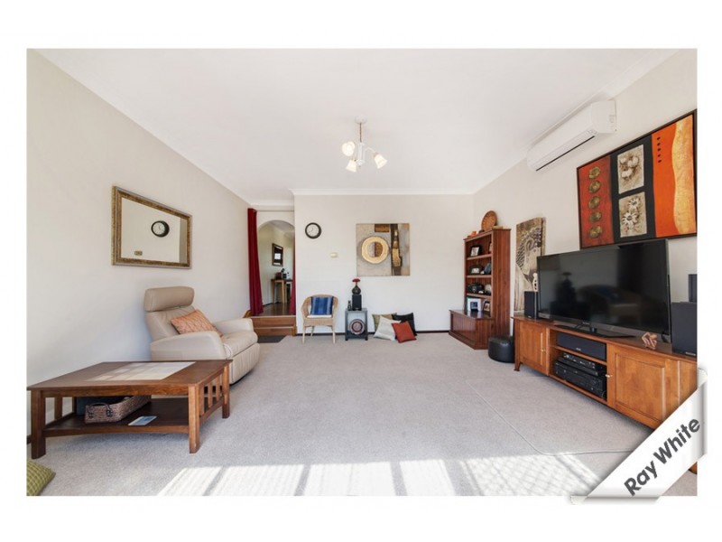4 Inglis Place, Latham ACT 2615