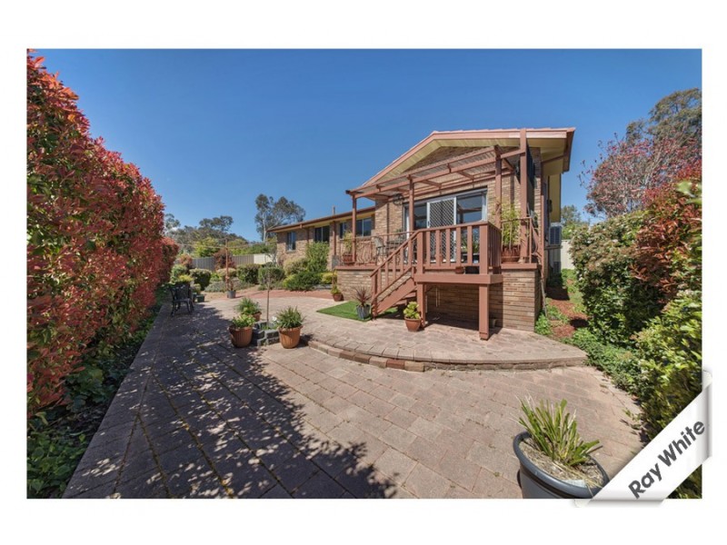 4 Inglis Place, Latham ACT 2615