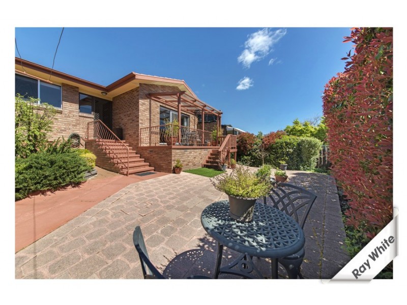 4 Inglis Place, Latham ACT 2615