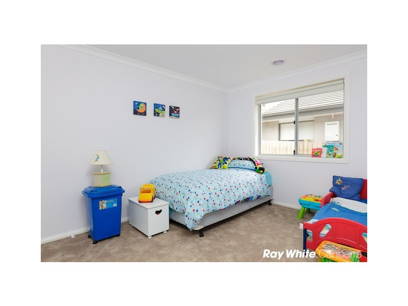 16 Plimsoll Drive, Casey ACT 2913