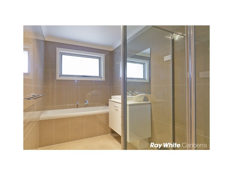 16 Plimsoll Drive, Casey ACT 2913
