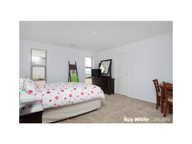 16 Plimsoll Drive, Casey ACT 2913