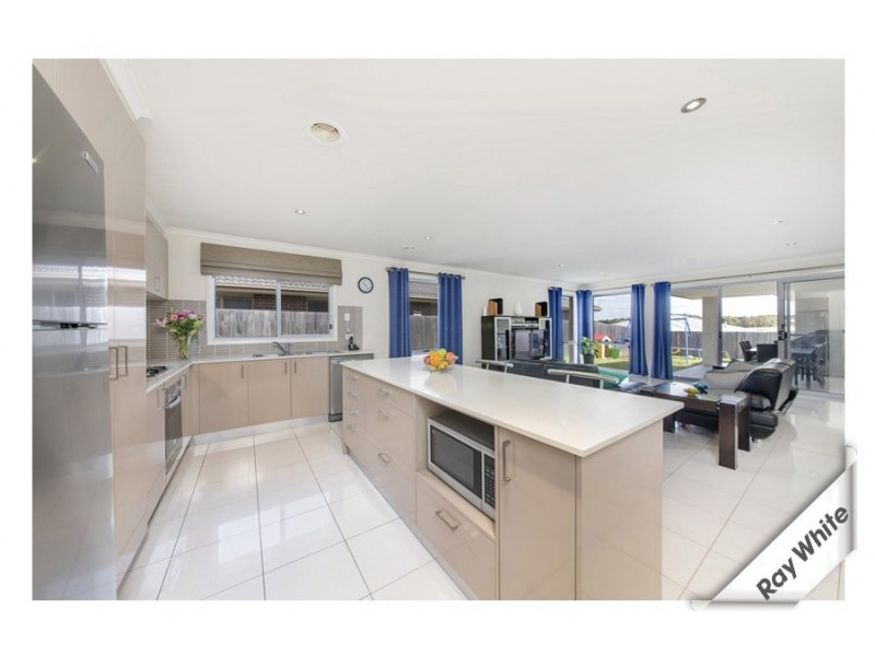 4 Old Street, Dunlop ACT 2615