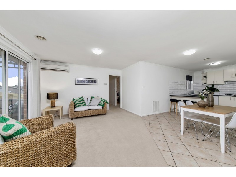 61 Bunduluk Crescent, Ngunnawal ACT 2913