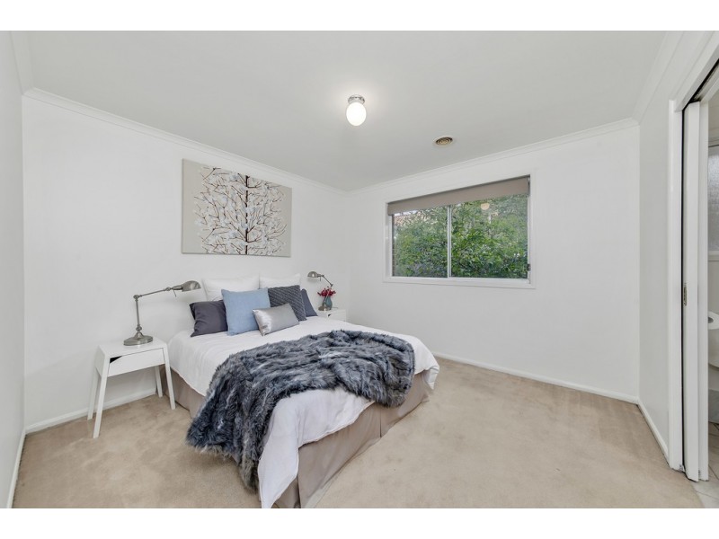 61 Bunduluk Crescent, Ngunnawal ACT 2913