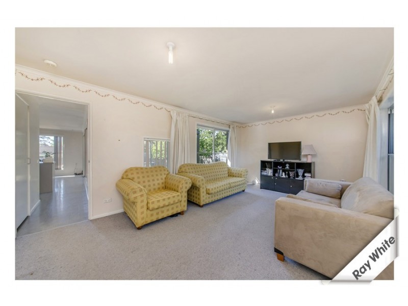 22 Whittell Crescent, Florey ACT 2615