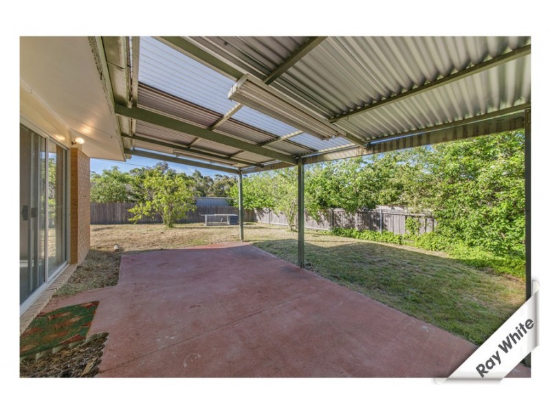 22 Whittell Crescent, Florey ACT 2615