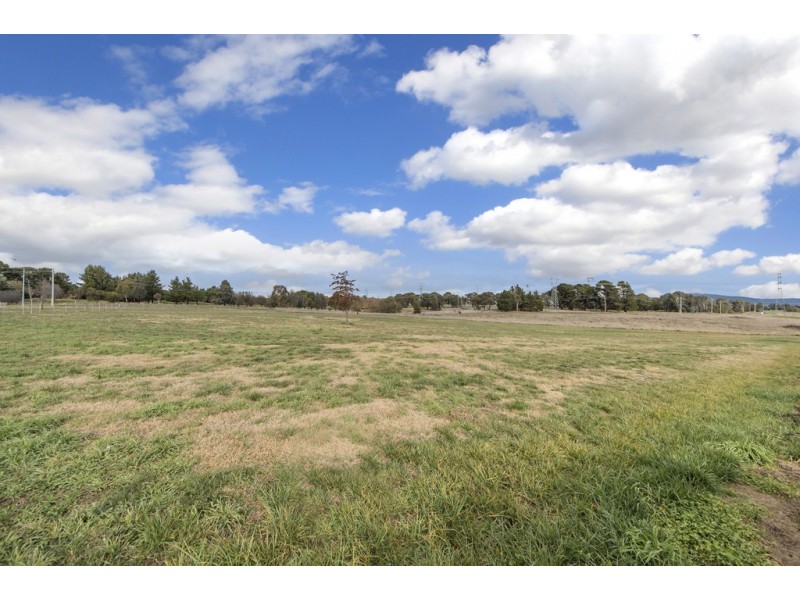 2 Eccles Circuit, Macgregor ACT 2615