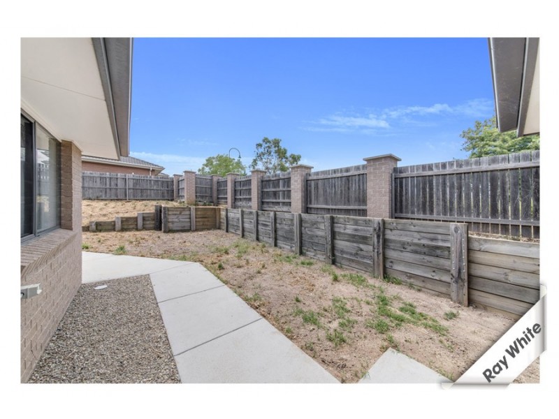 2 Eccles Circuit, Macgregor ACT 2615
