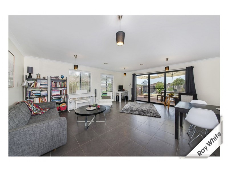62 Bryan Hudson Street, Macgregor ACT 2615