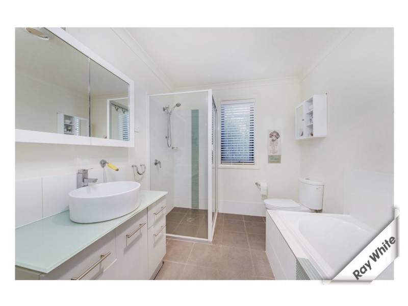 62 Bryan Hudson Street, Macgregor ACT 2615