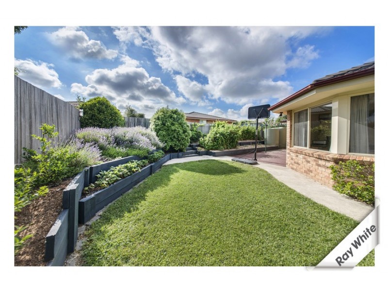 34 Bedourie Street, Dunlop ACT 2615