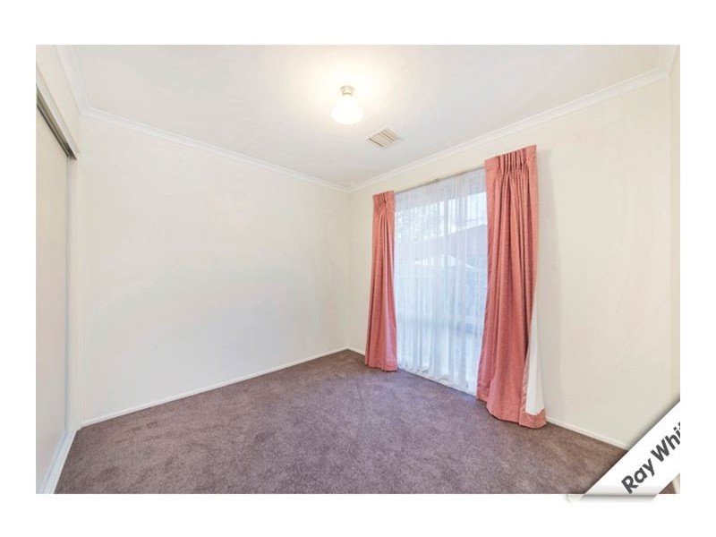 6/4 Britten Jones Drive, Holt ACT 2615