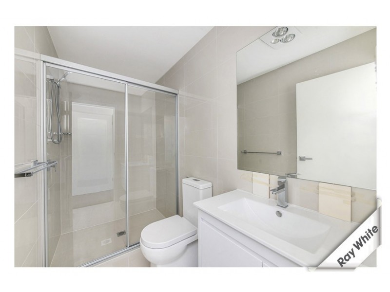 29/2 Clare Burton Crescent, Franklin ACT 2913