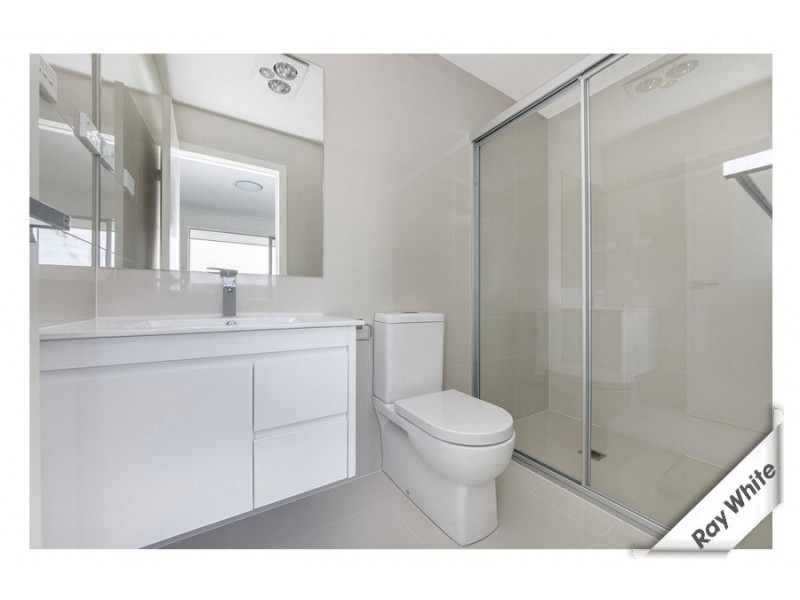 29/2 Clare Burton Crescent, Franklin ACT 2913