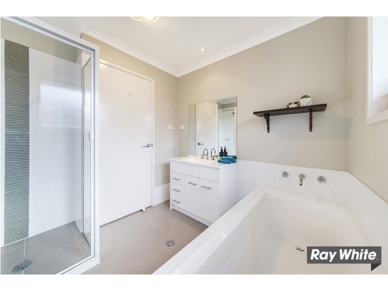 32 Greenman Street, Macgregor ACT 2615