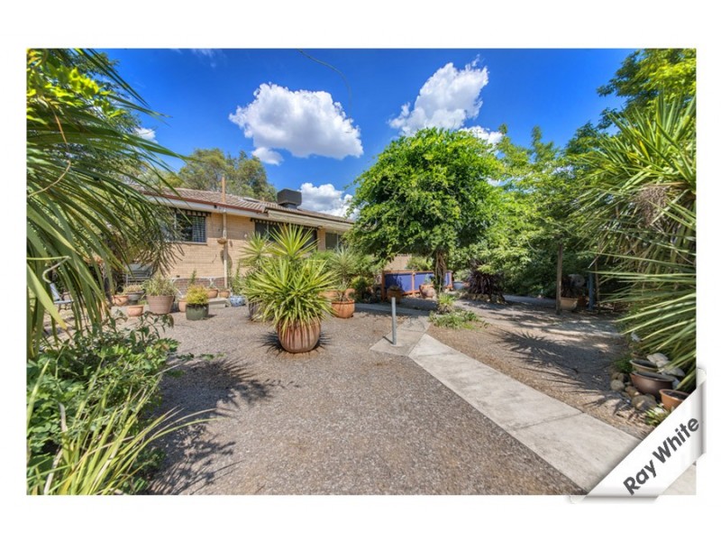 1 Macdonald Place, Spence ACT 2615