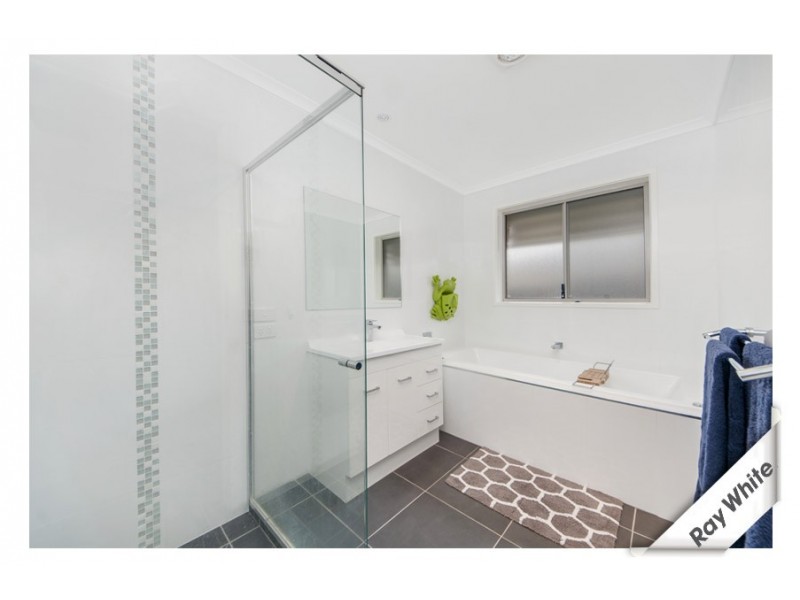 30 Muriel Stewart Circuit, Bonner ACT 2914