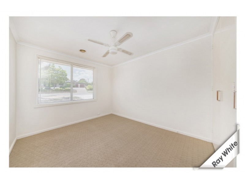 2 Clubbe Crescent, Macgregor ACT 2615