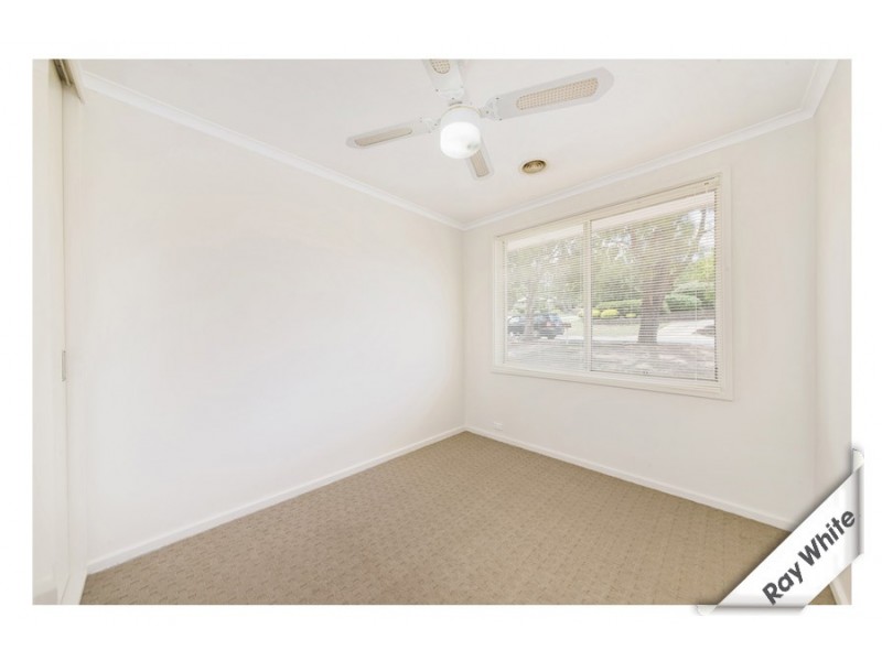 2 Clubbe Crescent, Macgregor ACT 2615