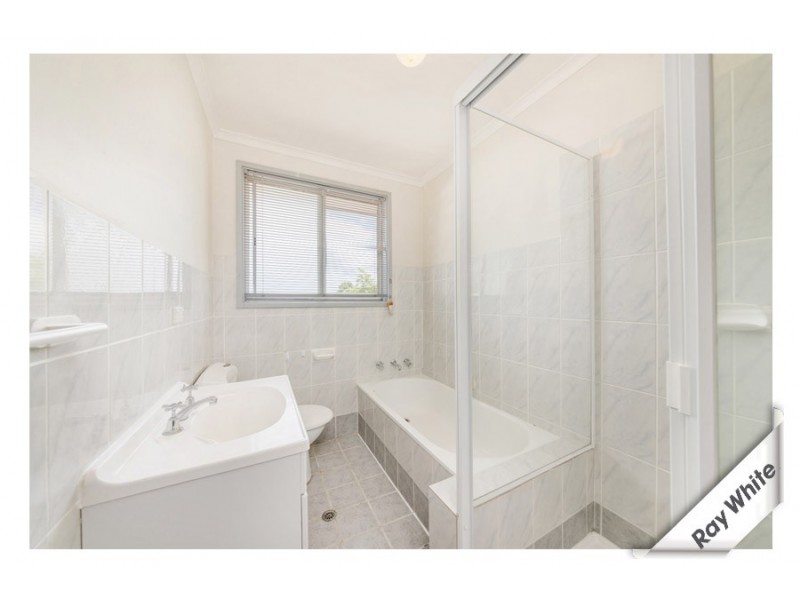 2 Clubbe Crescent, Macgregor ACT 2615