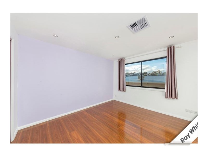 5 Doris Turner Street, Forde ACT 2914